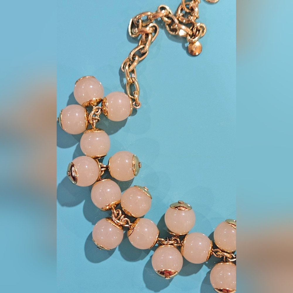J.Crew Blush Pink Cluster Bead Statement Necklace – Gold Tone - Picture 3 of 6